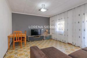 Casa en venta en Viladecans, Barri antic photo 0