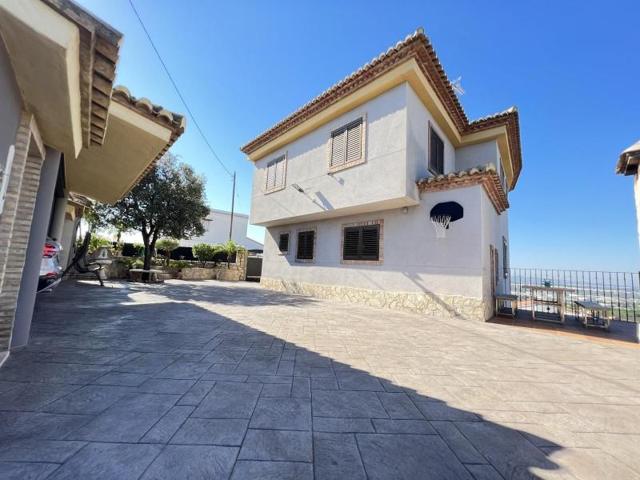 Chalet en venta en Alzira photo 0