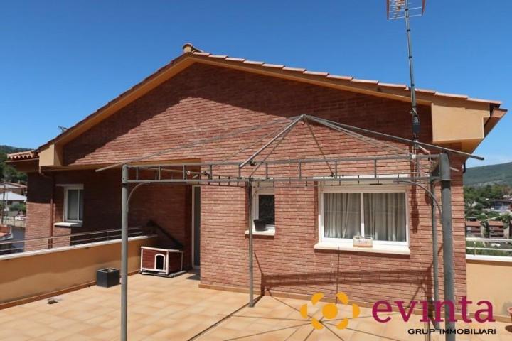 Casa en venta en Vallirana, Vallirana parc photo 0
