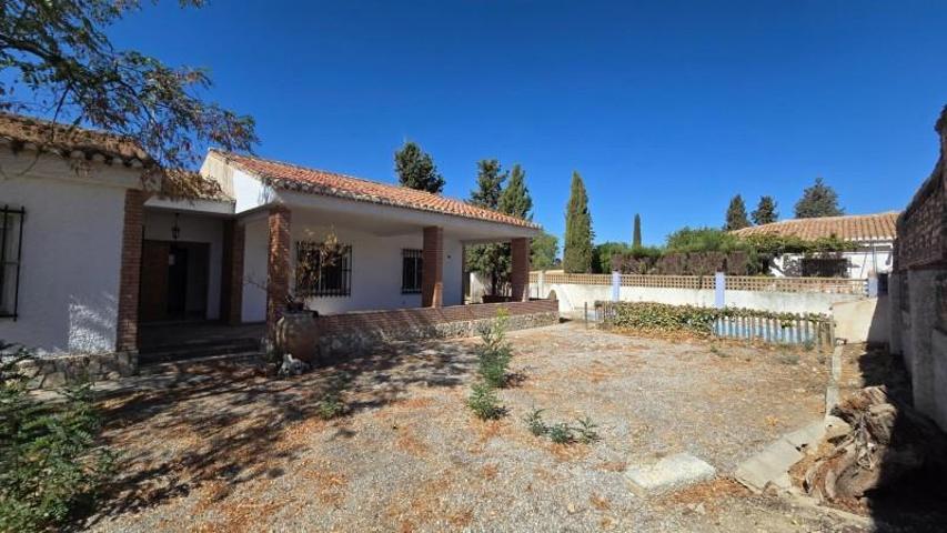 Casa en venta en Granada photo 0