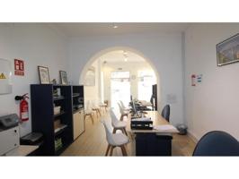 Local comercial en venta en Mahón-Maó photo 0