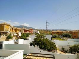 Chalet en venta en Huétor Vega photo 0