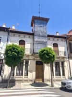 Casa en venta en La Bañeza, La Bañeza photo 0