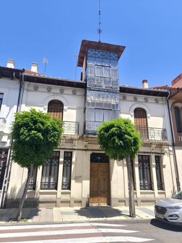 Casa en venta en La Bañeza, La Bañeza photo 0
