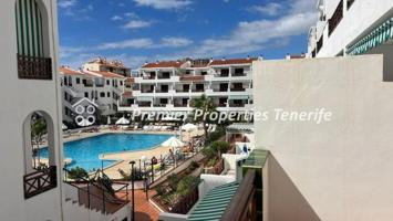Apartamento en venta en Arona, Los Cristianos photo 0