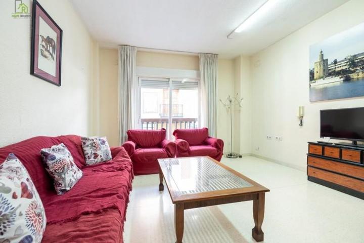 Piso en venta en Granada, Centro photo 0