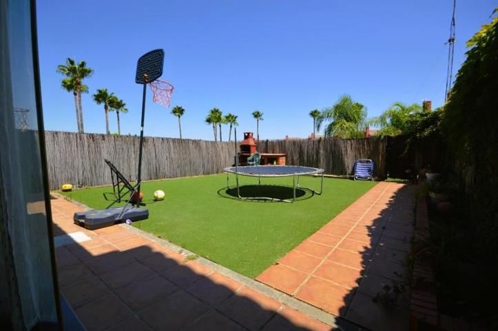 Adosada en venta en Jerez de la Frontera, Puertas del sur - Guadabajaque photo 0