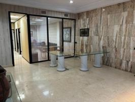 Local comercial en venta en Barakaldo photo 0