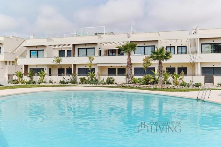 Piso en venta en Torrevieja photo 0