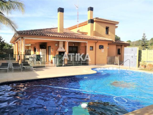 Chalet en venta en Ontinyent, Ontinyent photo 0