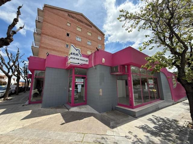 Local comercial en venta en Igualada, Barri de Les Flors photo 0