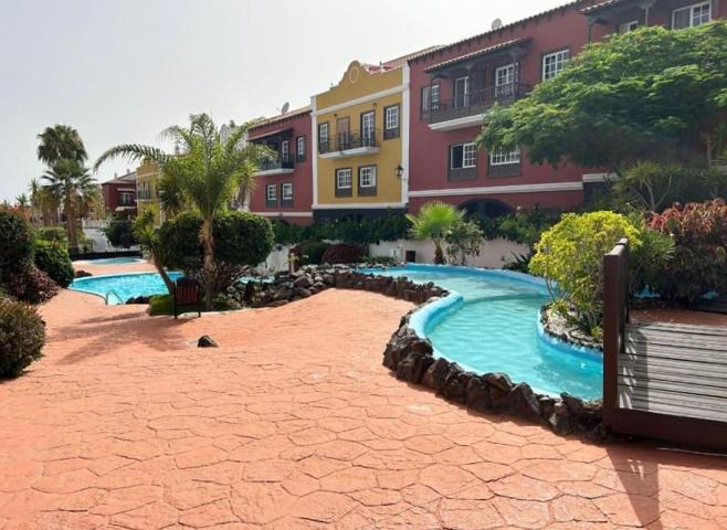 Apartamento en venta en Adeje, Los Olivos photo 0