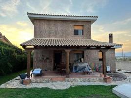 Chalet en venta en El Molar, Atalaya photo 0