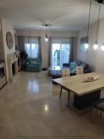 Adosada en venta en Casares, Bahía De Casares photo 0