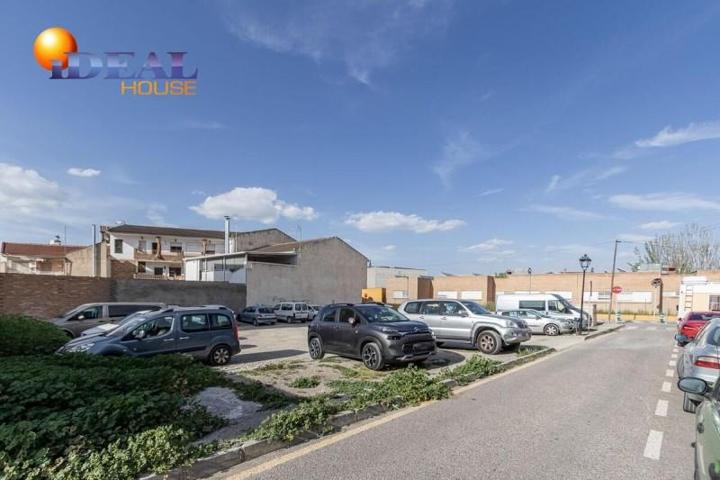 Terreno en venta en Churriana de la Vega, Churriana de la Vega photo 0