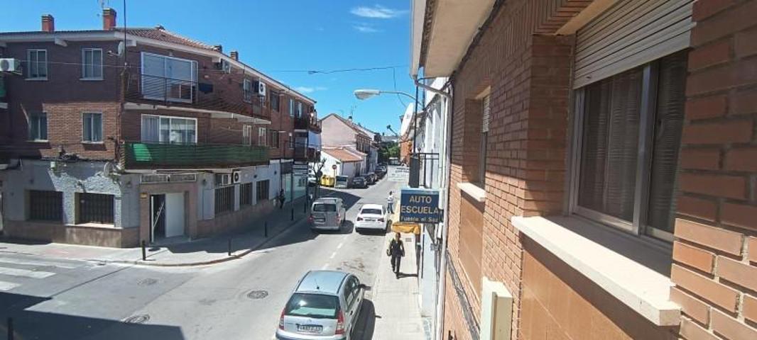 Casa en venta en Fuente el Saz de Jarama, Centro photo 0