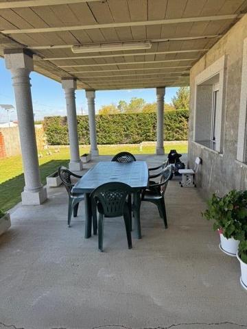 Chalet en venta en Calvarrasa de Arriba, Castilla y leon photo 0