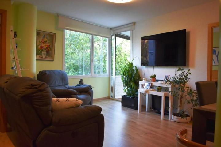 Piso en venta en Castelldefels, Can Bou photo 0