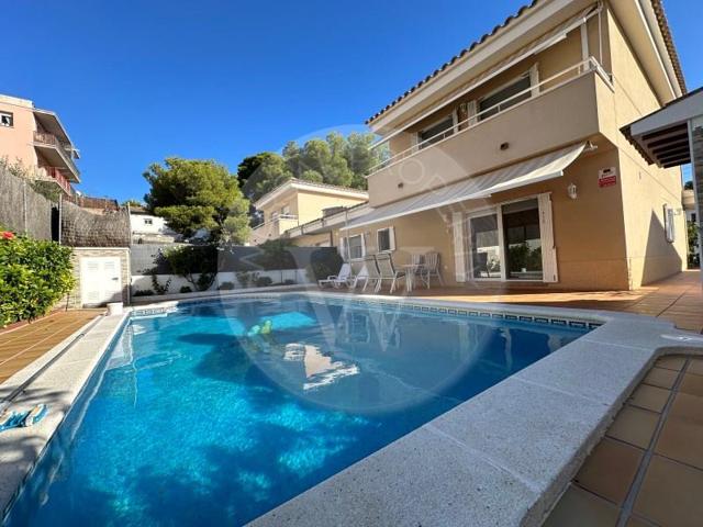 Chalet en venta en Calafell photo 0