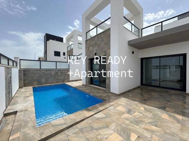 Chalet en venta en Ciudad quesada, Benijófar photo 0