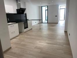 Planta baja en venta en Sabadell, Eixample photo 0