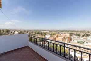 Casa en venta en Monachil, Barrio de monachil photo 0