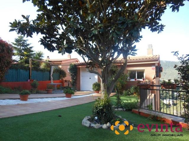 Casa en venta en Vallirana, Vallirana parc photo 0