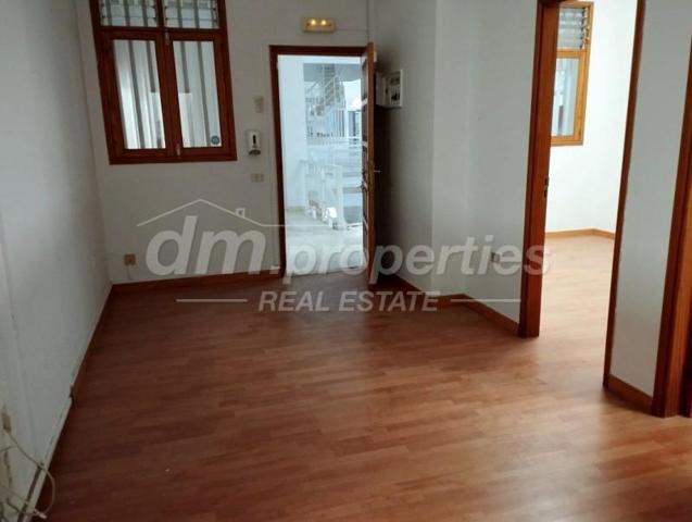 Local comercial en venta en Arona, Los Cristianos photo 0