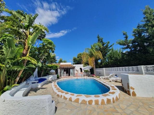 Chalet en venta en Alfaz del Pi, Alfas del pi photo 0