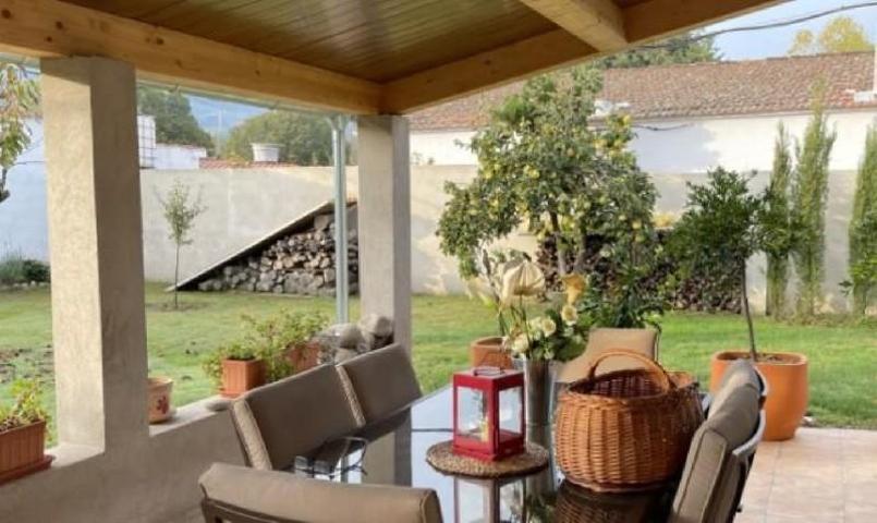 Chalet en venta en Plasencia, CTRA. DEL VALLE photo 0