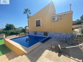 Chalet en venta en Mutxamel, Mutxamel photo 0