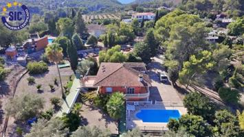 Chalet en venta en Xàtiva, Urbanizacion bixquert photo 0