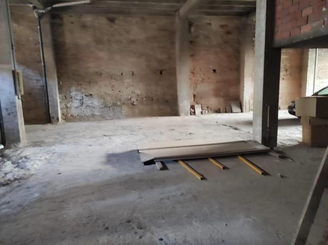 Local comercial en venta en Santiago de Compostela, Ensanche - Sar photo 0