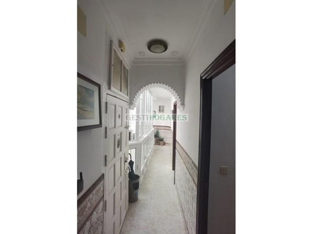 Piso en venta en Cádiz photo 0