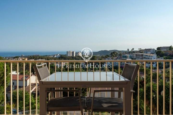 Piso en venta en Sant Pere de Ribes, Vallpineda photo 0