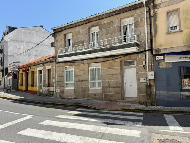 Casa en venta en Vilanova de Arousa, Centro photo 0
