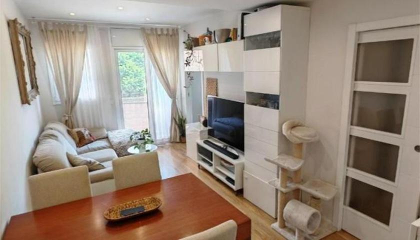 Apartamento en venta en Barcelona photo 0