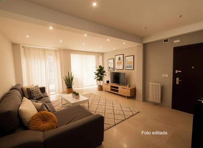 Piso en venta en Albacete, Centro-Carretas photo 0