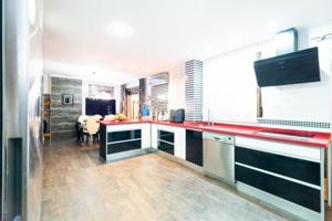 Bungalow en venta en Peligros, Camino del cementerrio photo 0