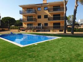 Apartamento en venta en Pals photo 0