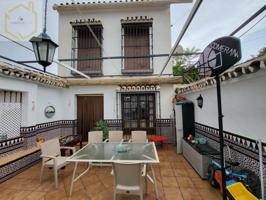 Chalet en venta en Coín photo 0