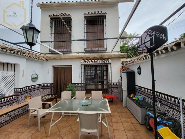 Chalet en venta en Coín photo 0