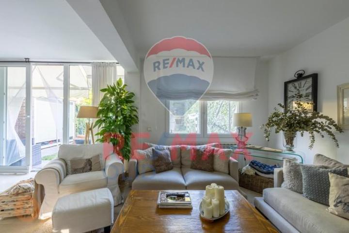 Adosada en venta en Simancas, Urbanizacion el pichon photo 0