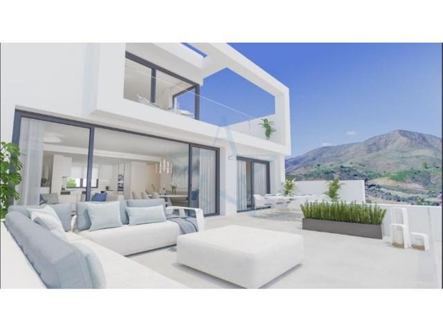 Apartamento en venta en Mijas photo 0