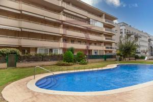 Aticos en venta en Salou, Barenys photo 0