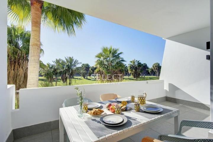 Planta baja en venta en Motril, Playa Granada photo 0