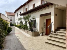 Duplex en venta en Navalcarnero photo 0