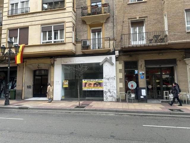 Local comercial en venta en Zaragoza, Centro photo 0