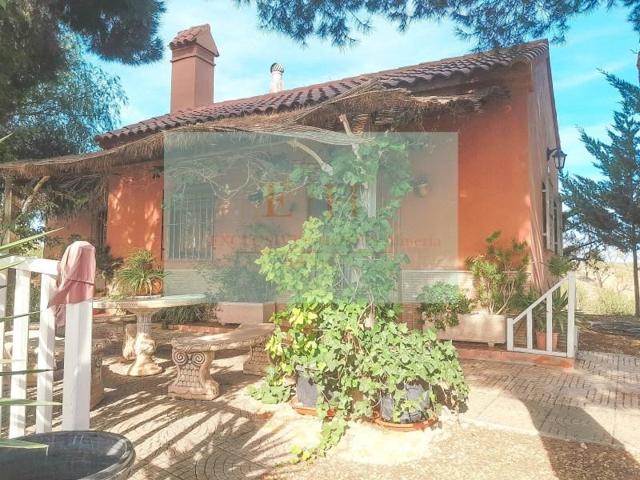 Casa con terreno en venta en Sorbas photo 0