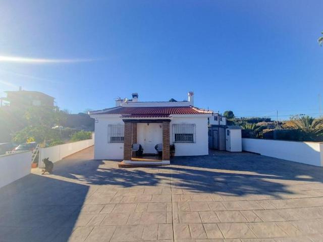 Chalet en venta en Málaga, El Chaparral photo 0
